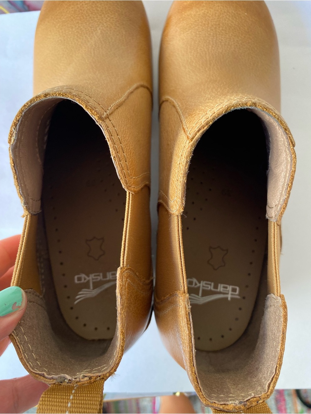 Dansko Frankie Honey Tan Leather Chelsea Clog Ankle Boots Size 39/8.5 - Picture 6 of 11
